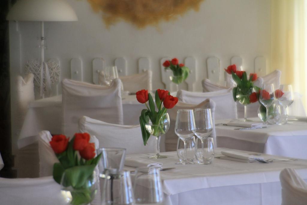 Hotel Ristorante Sole Múggia Exteriör bild